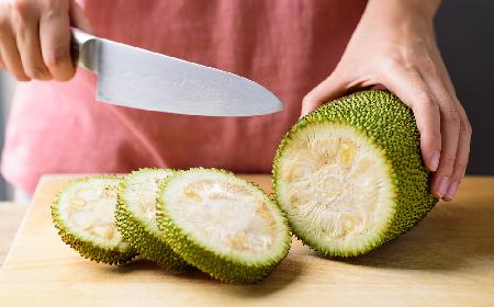 Chlebowiec (jackfruit): co to jest i jak się go przyrządza