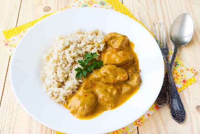 Imbirowa potrawka z kurczaka z menu beszamel
